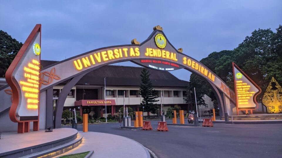 Kampus Favorit di Jawa Tengah