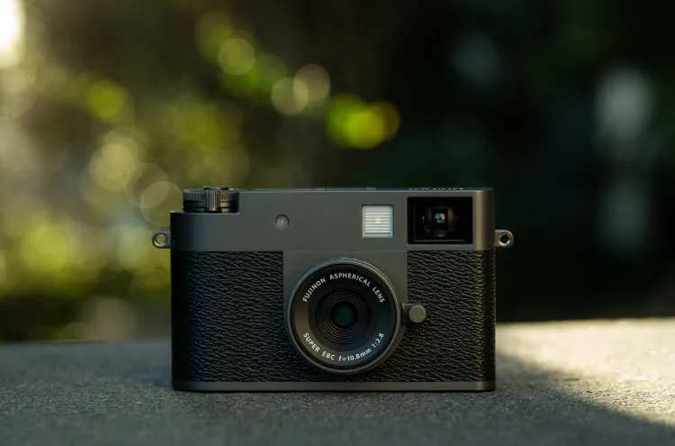 Fujifilm X Half Camera, Si Kecil yang Bikin Ketagihan Jepret